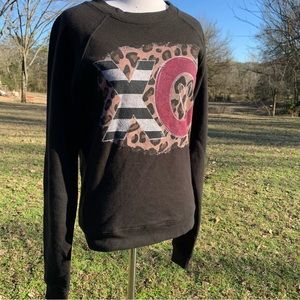 Tee for the Soul XO Leopard Small Black Sweatshirt